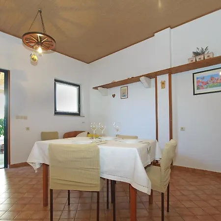 Fuer 3 Personen Ca 36 Qm In Pula, Istrien Istrische Riviera Apartment